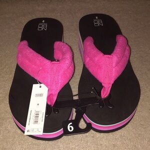 No Boundaries Platform Flip Flops Sandals